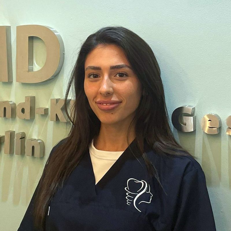 Medina Burck – Praxisteam MKG Berlin